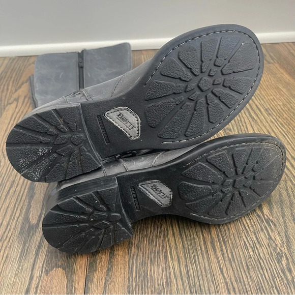 Born gray leather knee high riding boots size 6 - Picture 7 of 8